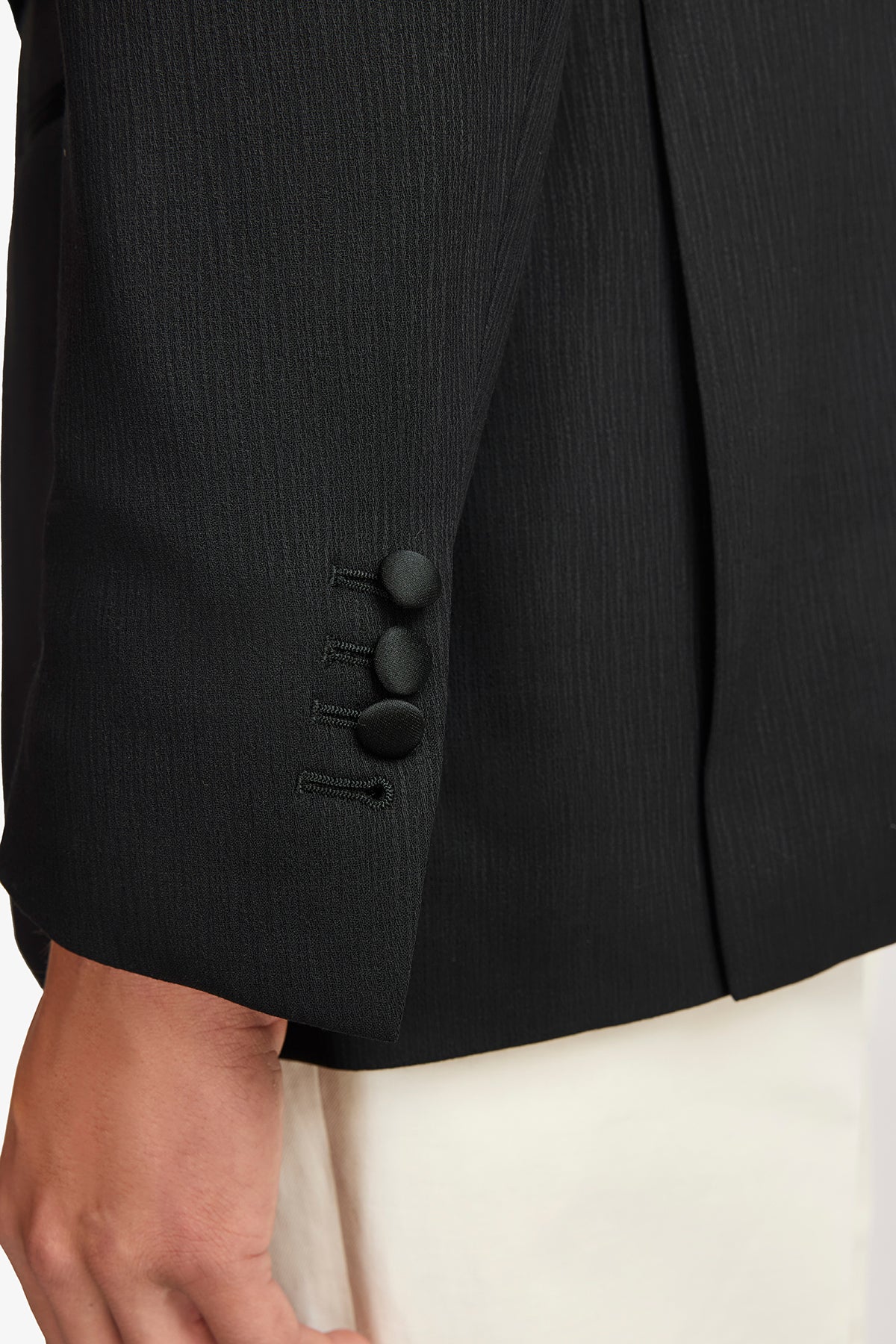 Shawn blazer - Wool in black with surface interest