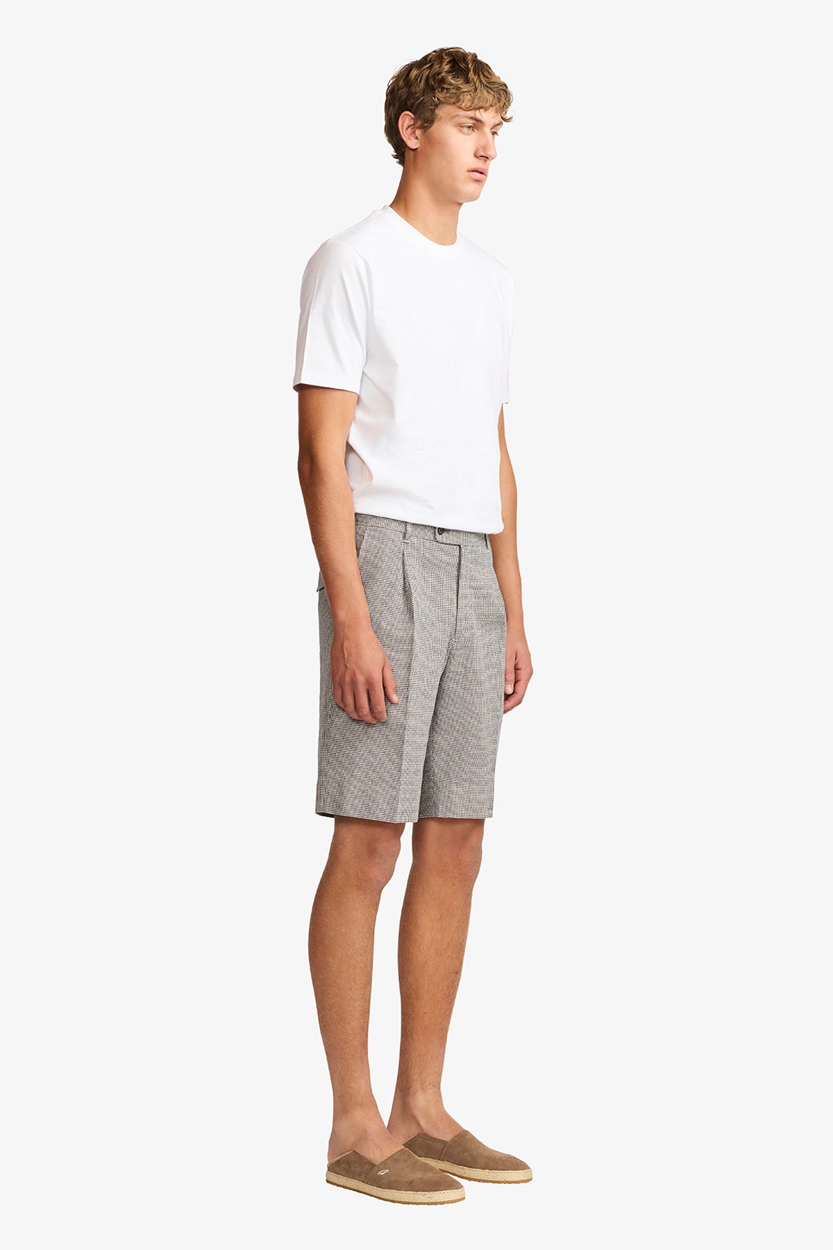 Modena - linen shorts